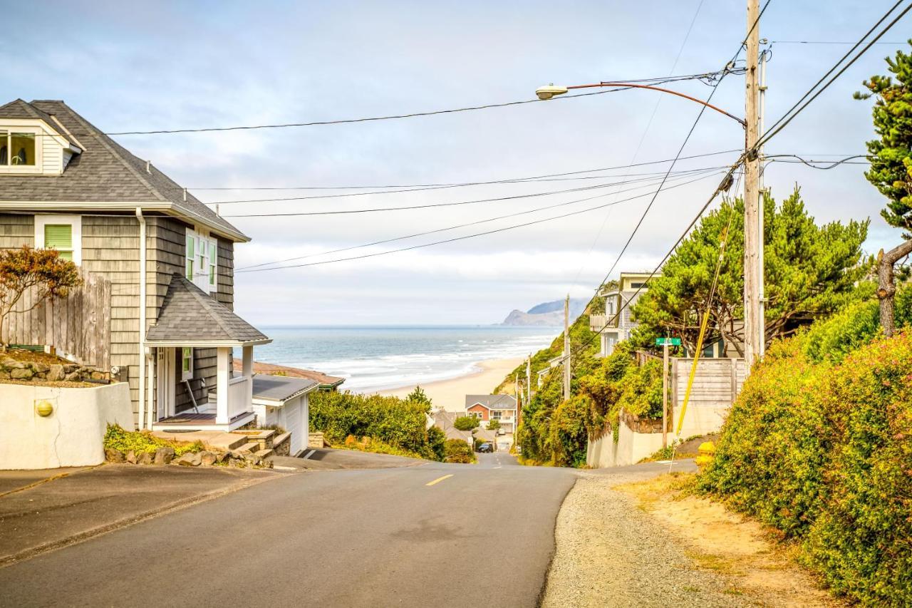 Cascade Cottage Lincoln City Exterior photo
